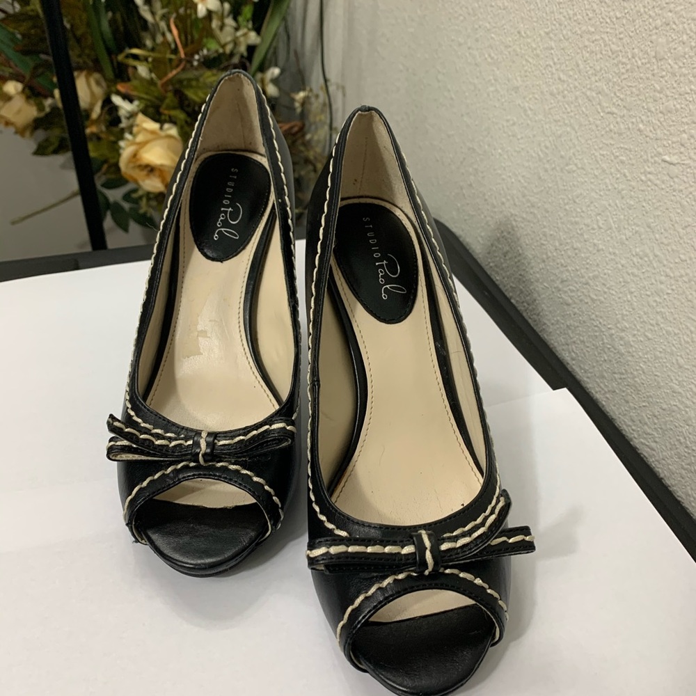 Studio Paolo 6.5M Open Toe Shoe
